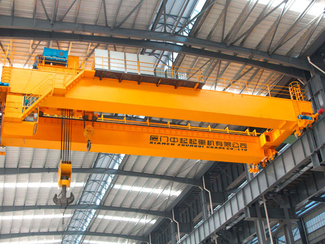 QD型電(dian)磁橋式起重(zhòng)機